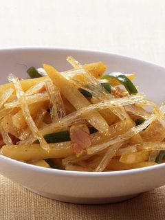 糸寒天とじゃがいものカレー炒め-レシピのメイン写真