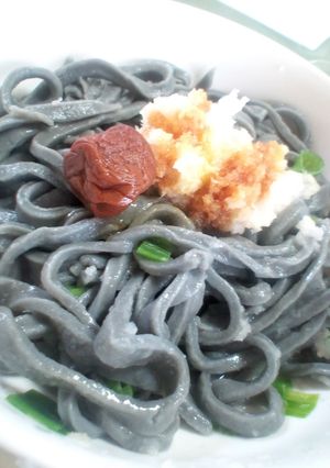 チャコールうどん活性炭うどん-レシピのメイン写真