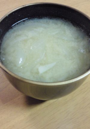 冷しゃぶする日は作ってほしい味噌汁！！-レシピのメイン写真