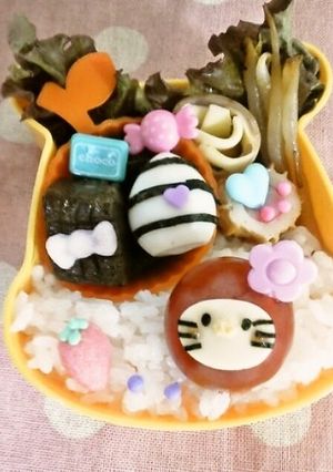 プチトマトdeキティー頭巾＊キャラ弁に-レシピのメイン写真