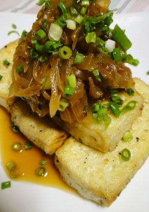 簡単豆腐ステーキ新たまねぎ和風梅だれ添え-レシピのメイン写真
