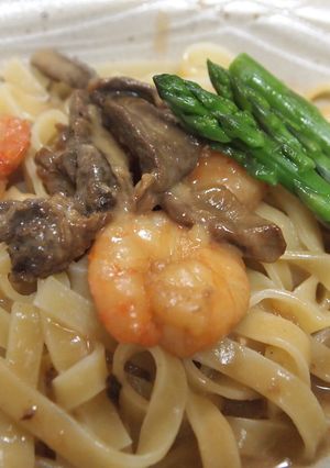 ポルチーニとえびの生クリームパスタ-レシピのメイン写真