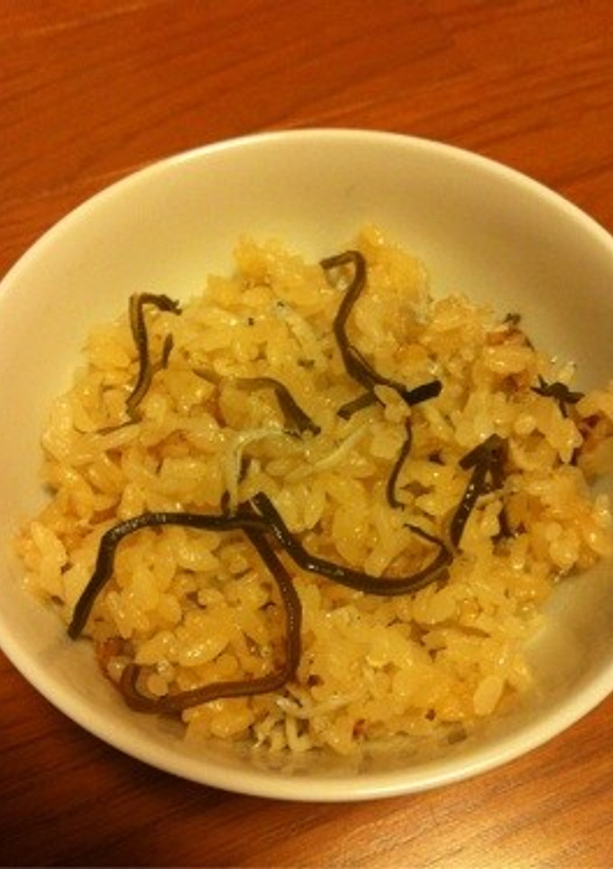 しらすと塩昆布の炊き込みご飯-レシピのメイン写真