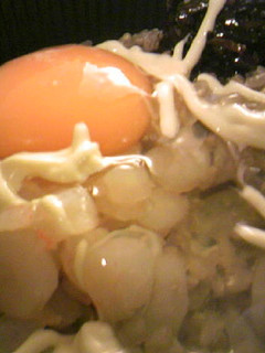 えびと昆布佃煮のマヨネーズ温泉卵丼-レシピのメイン写真