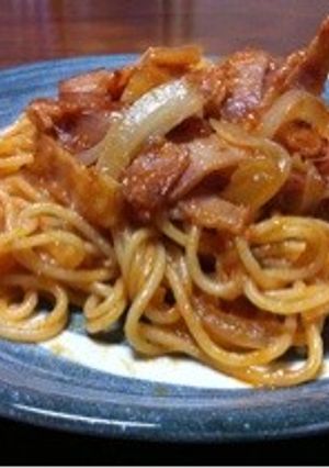 新玉ねぎとベーコンのピリ辛ナポリタン-レシピのメイン写真