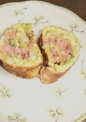 朝ごはん♪キャベツとベーコンの卵巻き-レシピのメイン写真