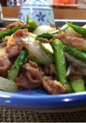ラム肉とアスパラの塩コショウ炒め-レシピのメイン写真