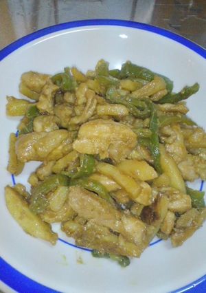 鶏肉とじゃがいもとピーマンのカレー炒め-レシピのメイン写真