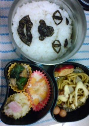 キャラ弁変な顔弁当-レシピのメイン写真