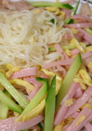 彩り鮮やか！オリーブオイルの夏そうめん-レシピのメイン写真