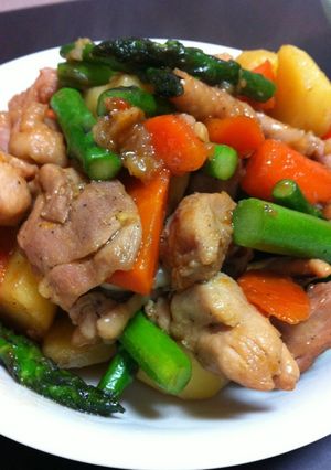 鶏の肉じゃが風　アスパラ入り-レシピのメイン写真
