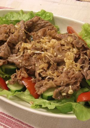 野菜が美味しい～♪牛肉たっぷりサラダ-レシピのメイン写真