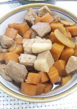 豚バラブロックとにんじんの煮物-レシピのメイン写真