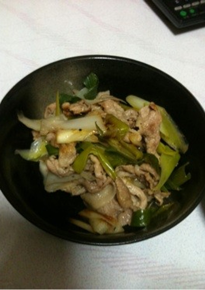 簡単！豚肉ネギ塩炒め-レシピのメイン写真