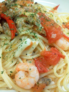 シーフードとフレッシュトマトのパスタ-レシピのメイン写真