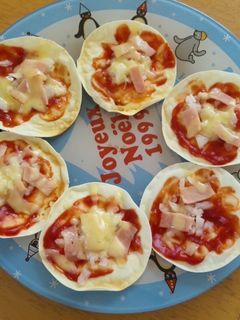 餃子の皮で!簡単ピザ-レシピのメイン写真