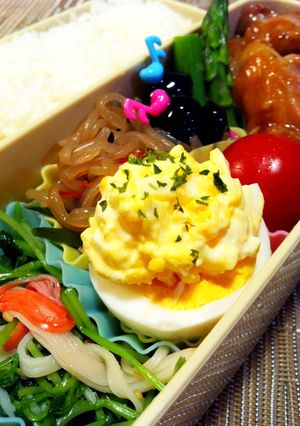 お弁当に♪ゆでたまごonゆでたまご-レシピのメイン写真