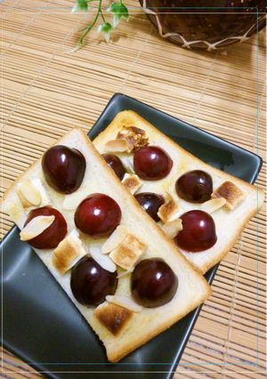 さくらんぼとクランチチョコの塩トースト-レシピのメイン写真