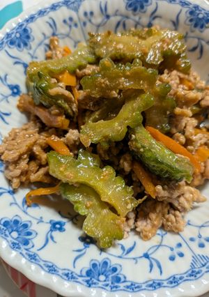 ゴーヤとひき肉の「ごはん泥棒」味噌そぼろ-レシピのメイン写真