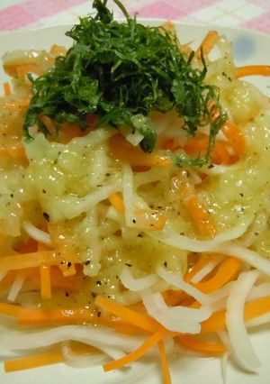 紅白サラダ～新玉ねぎドレッシング～-レシピのメイン写真