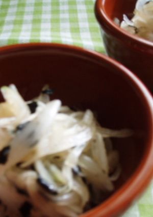 玉ねぎときざみのりのサッパリ和え♪-レシピのメイン写真