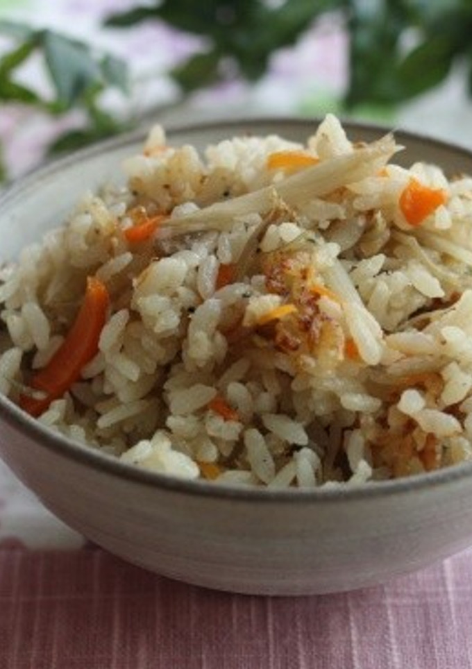 新ごぼうとちりめんじゃこの炊き込みご飯-レシピのメイン写真
