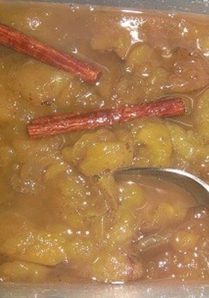 朝ばっちり目が覚めるシナモン入り梅ジャム-レシピのメイン写真