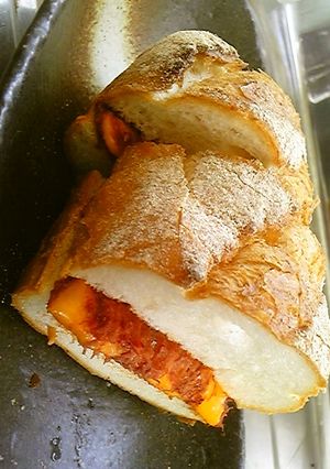 簡単コンビーフとチーズのバゲットサンド-レシピのメイン写真