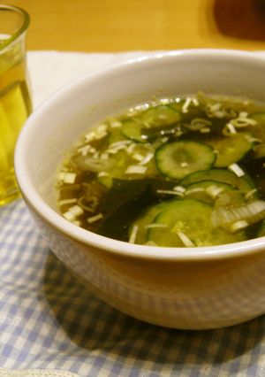 キュウリとわかめの冷たいスープ-レシピのメイン写真