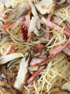 焼きマイタケの香が踊るパスタ~♪-レシピのメイン写真