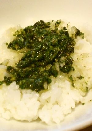 パジルペースト　(ご飯にのせて)-レシピのメイン写真