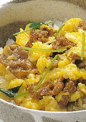 白だしでカンタン丼シリーズ★牛卵とじ丼-レシピのメイン写真