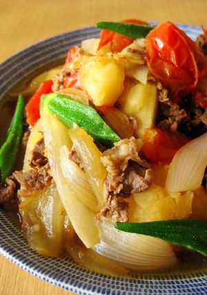 トマトとオクラの夏肉じゃが-レシピのメイン写真