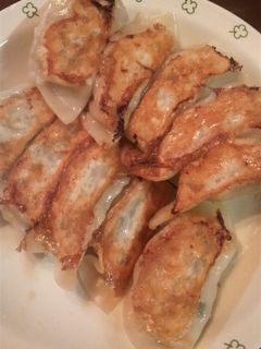 紫蘇も包んだ餃子-レシピのメイン写真