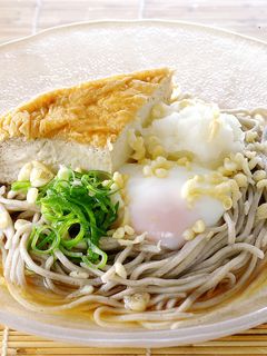 温たまとろ~り!冷やしきつねそば-レシピのメイン写真