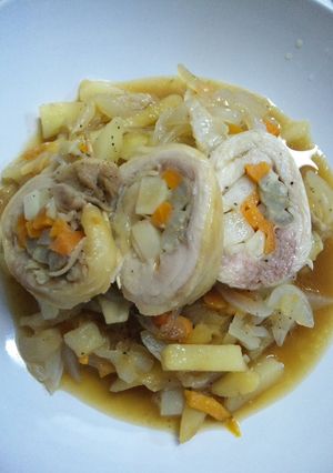 鶏肉の根菜巻き・新たまねぎ蒸し-レシピのメイン写真