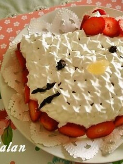 『ハローキティ』風バースデーケーキ♡-レシピのメイン写真