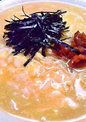 朝ご飯に！梅肉とたまごの味噌雑炊-レシピのメイン写真