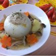新玉ねぎの肉詰め☆コンソメスープ☆