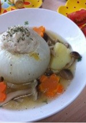 新玉ねぎの肉詰め☆コンソメスープ☆-レシピのメイン写真