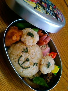 めんどくさい時な、キャラ弁♪-レシピのメイン写真