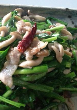 豚肉ニラしめじのナンプラー炒め-レシピのメイン写真