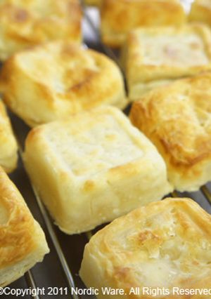 ケーキ型で四角いサクサクパイ-レシピのメイン写真
