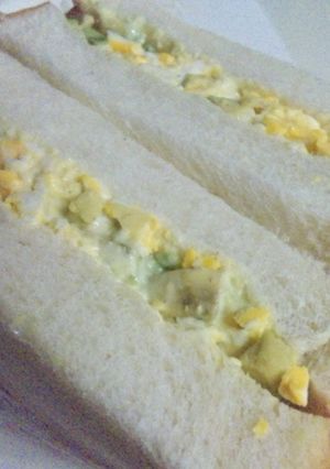 大人の味☆アボカドわさびのタマゴサンド-レシピのメイン写真