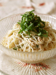 暑~い日におすすめ!さっぱりツナしそ素麺-レシピのメイン写真