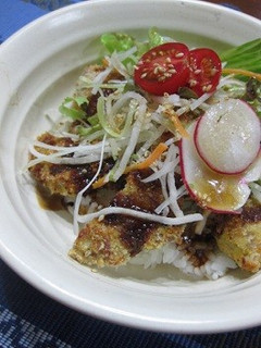 ソースカツどん和風サラダのっけ-レシピのメイン写真