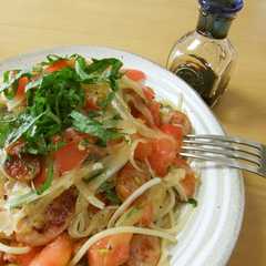 รูปของ トマトと新玉ねぎの和風冷製パスタ