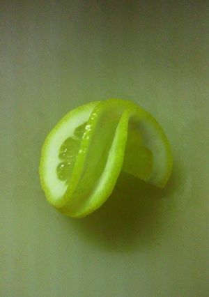 おしゃれなスライスレモンの飾り切り-レシピのメイン写真