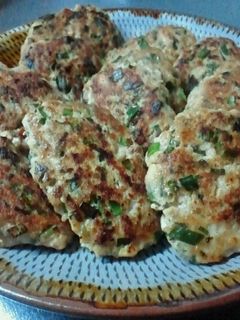 豚挽き肉とニラと豆腐のつくねバーグ-レシピのメイン写真