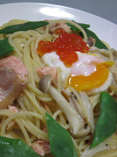 サーモンといくらのとろとろクリームパスタ-レシピのメイン写真